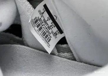 'Wolf Retro Grey' 136027-005 Jordan 5 0706